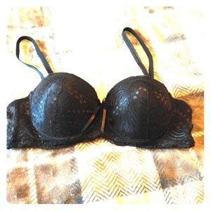 Strapless bra